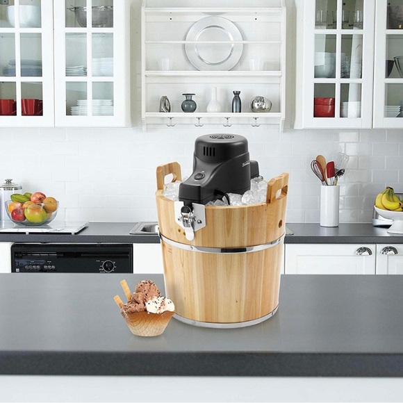 Sunbeam Kitchen Sunbeam 4 Quart Wood Bucket Ice Cream Maker Used